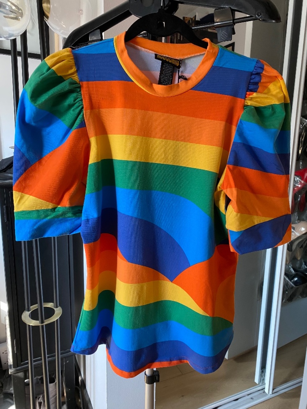 Nooworks Puff Top in Sunset Valley print size large (NWT)